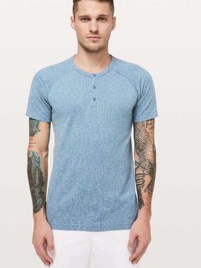 Lululemon Metal Vent Tech Short Sleeve Henley
Utility Blue / White